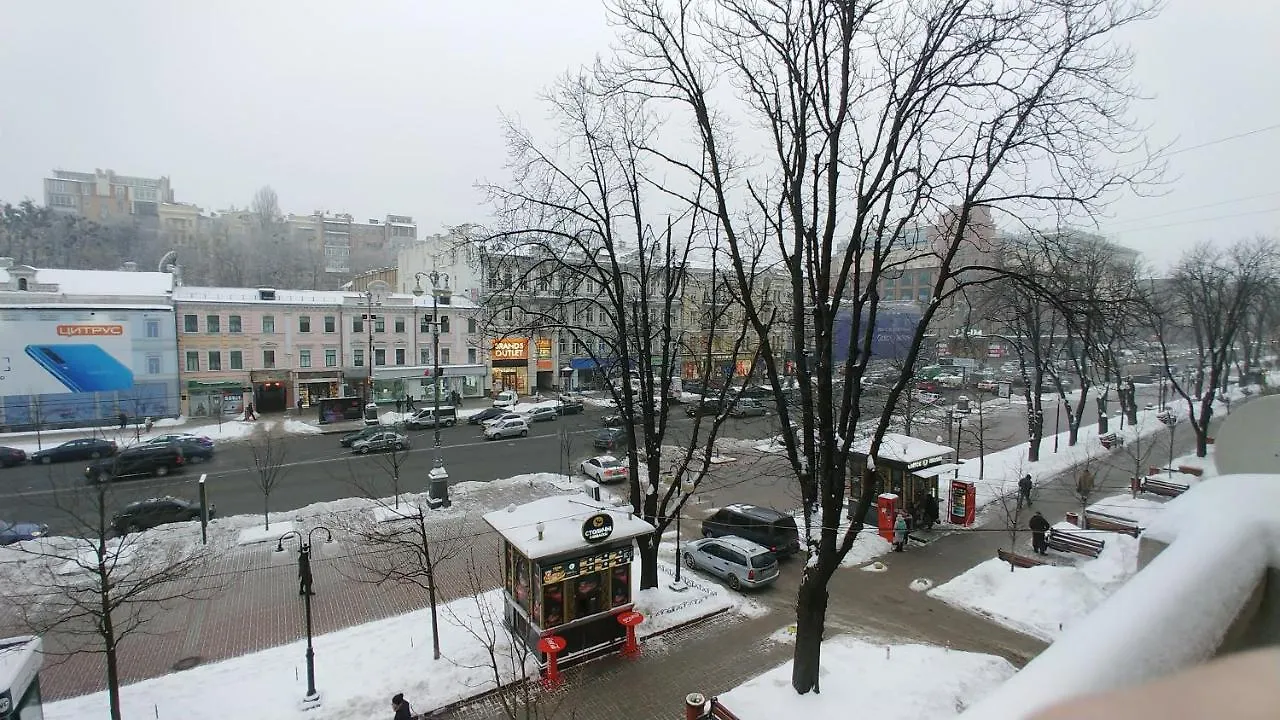 One Bedroom. Luxe. 29 Khreshchatyk Str. Besarabka Kyiv Apartment